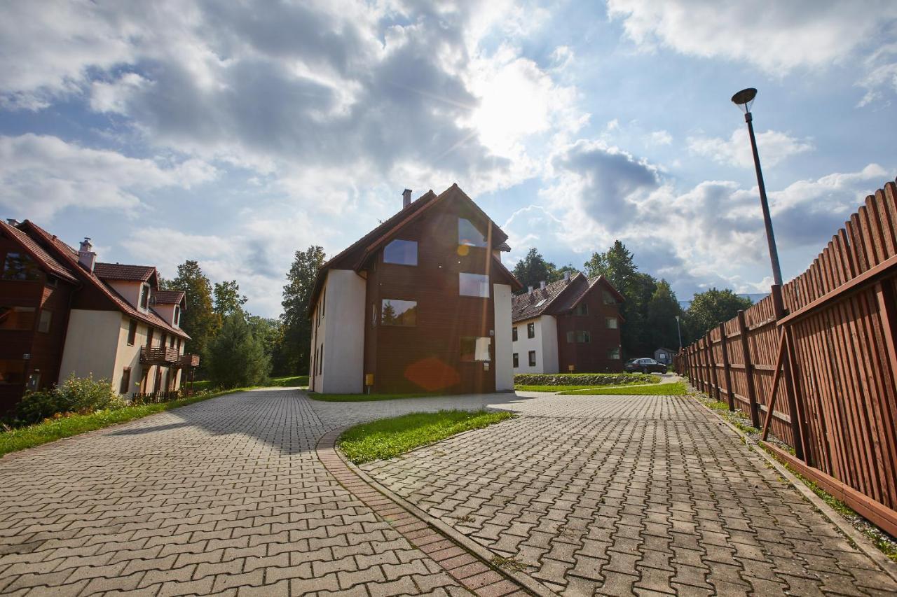 Apartamenty Nad Lomniczka-Malachit Karpacz Exterior foto